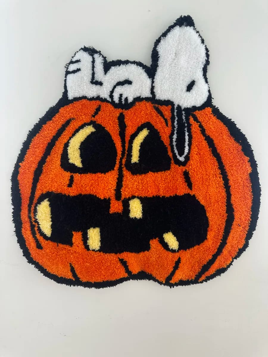Snoopy pumpkin rug